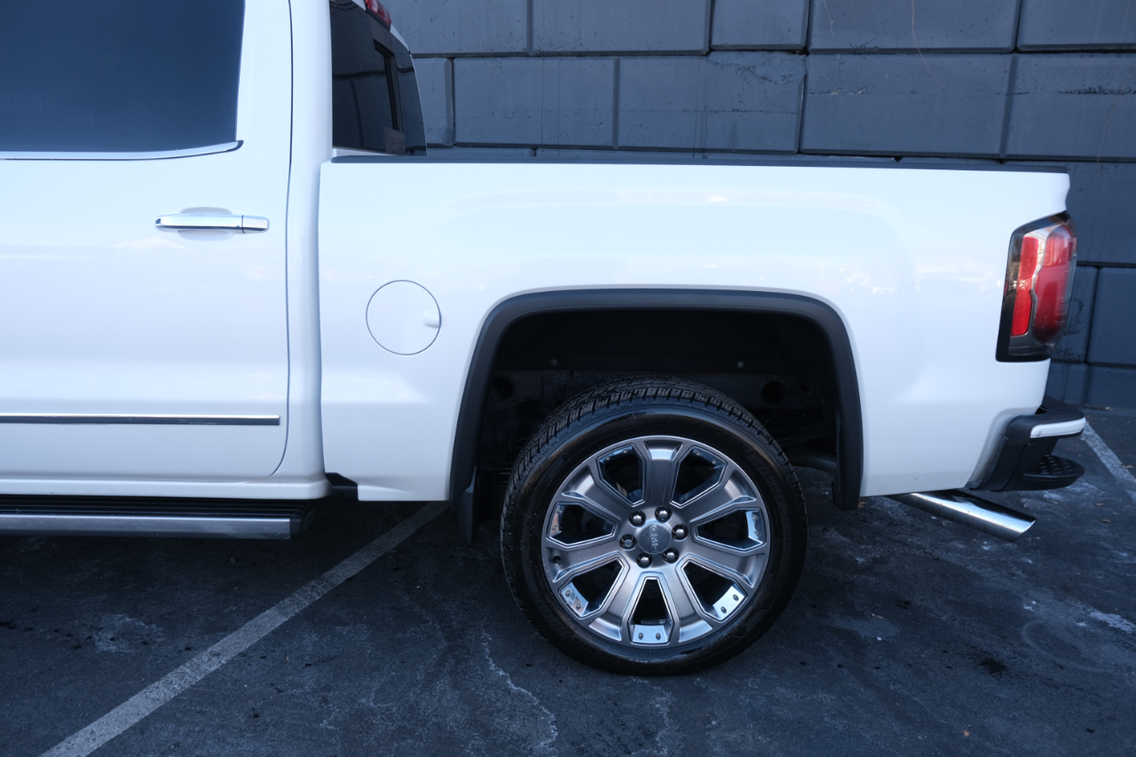 GMC Sierra 1500 4WD Crew Cab 143.5" Denali 2017