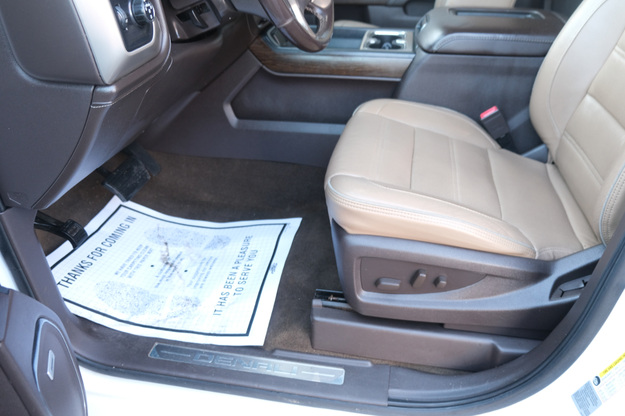 GMC Sierra 1500 4WD Crew Cab 143.5" Denali 2017