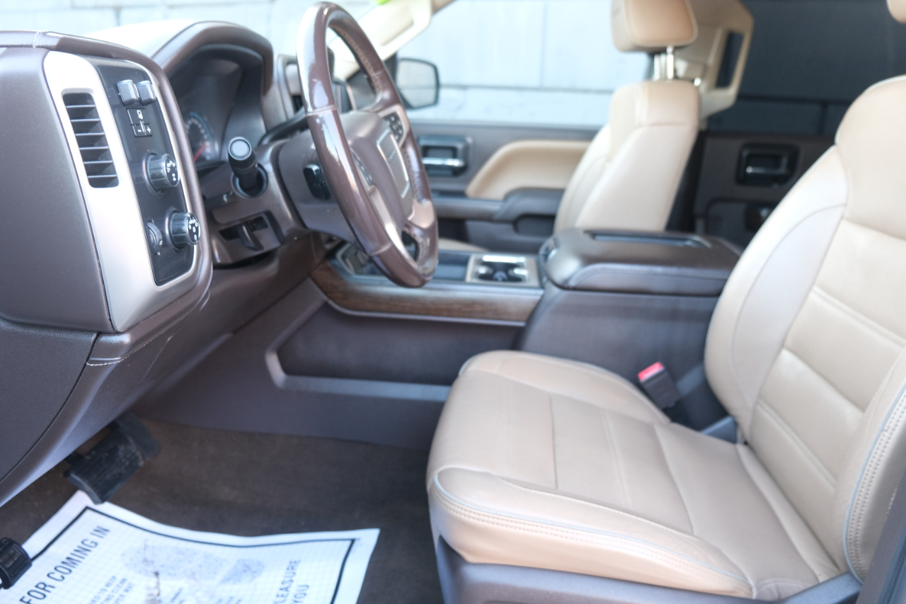 GMC Sierra 1500 4WD Crew Cab 143.5" Denali 2017