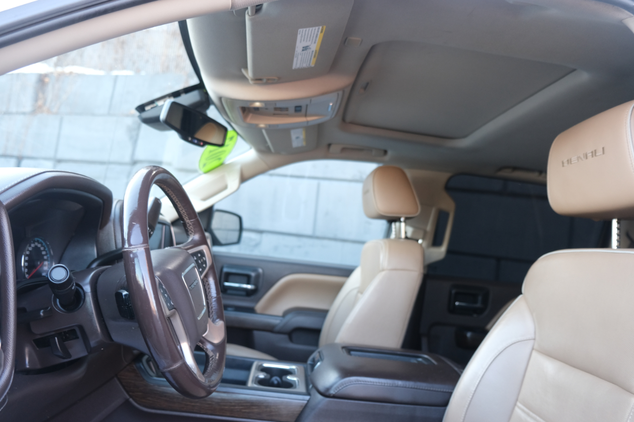 GMC Sierra 1500 4WD Crew Cab 143.5" Denali 2017