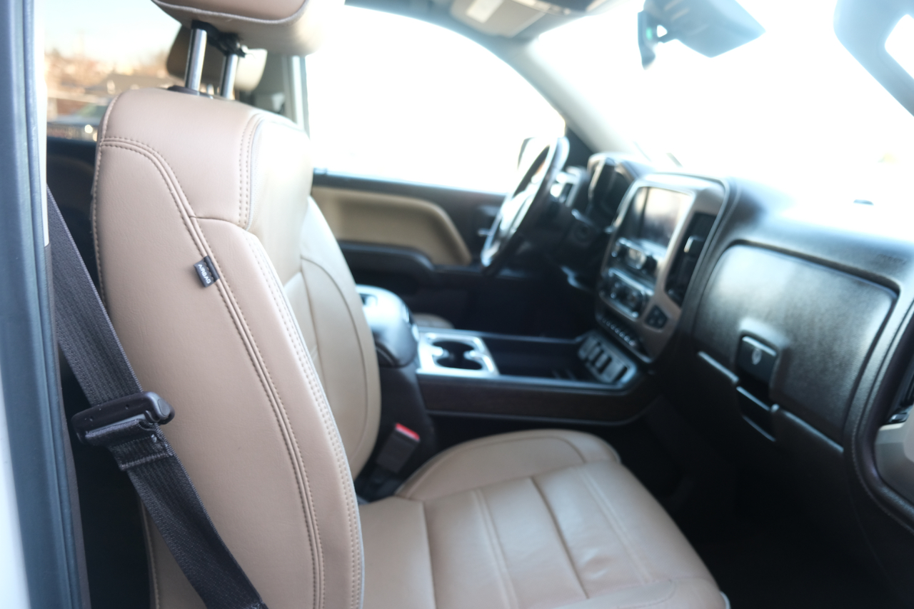 GMC Sierra 1500 4WD Crew Cab 143.5" Denali 2017