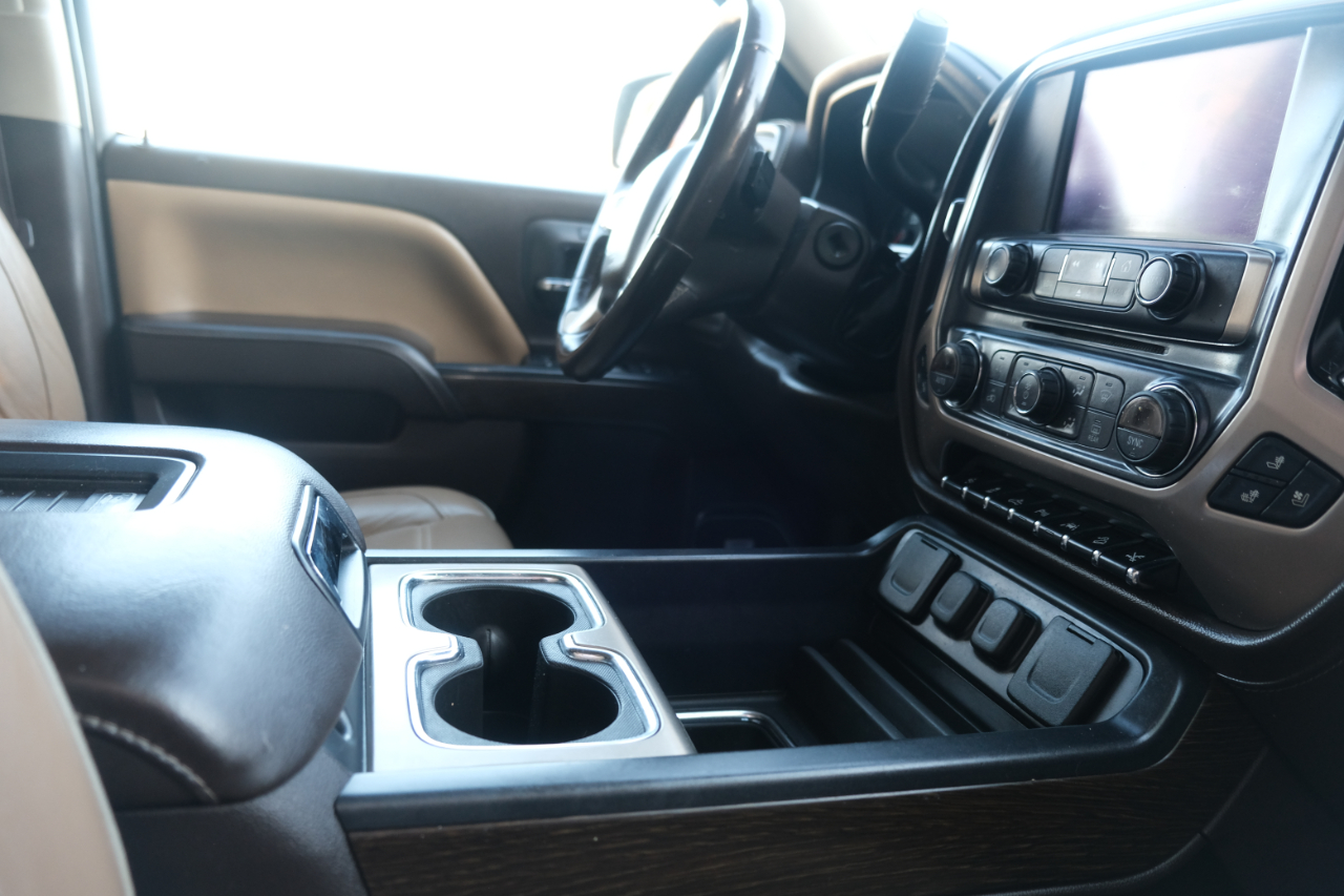 GMC Sierra 1500 4WD Crew Cab 143.5" Denali 2017