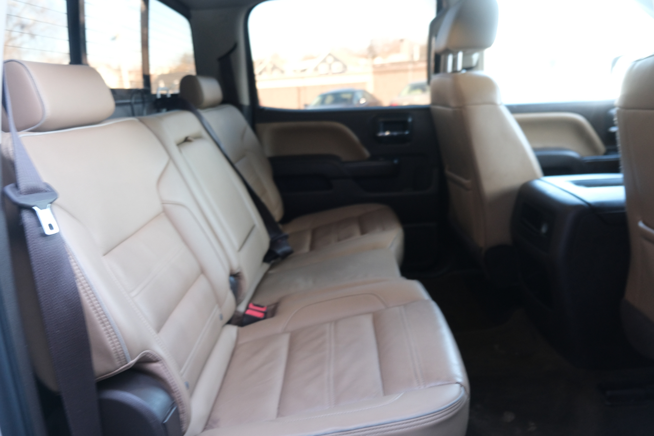 GMC Sierra 1500 4WD Crew Cab 143.5" Denali 2017