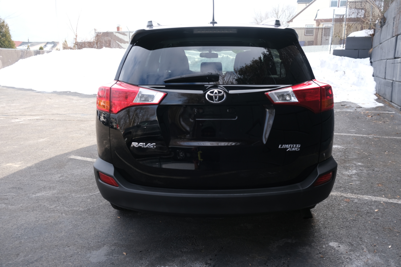 Toyota RAV4 AWD 4dr Limited (Natl) 2015