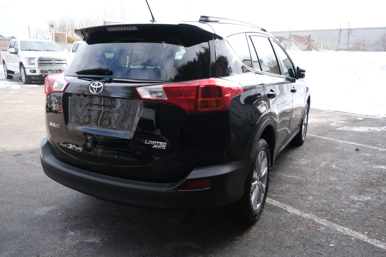Toyota RAV4 AWD 4dr Limited (Natl) 2015