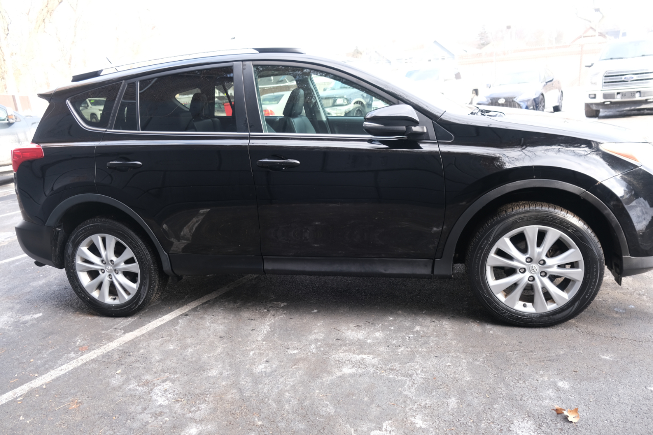 Toyota RAV4 AWD 4dr Limited (Natl) 2015