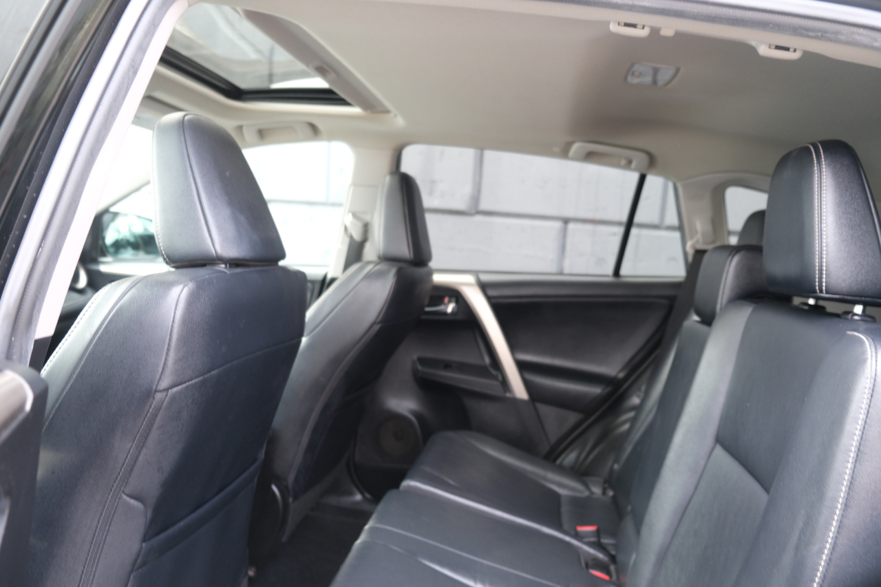 Toyota RAV4 AWD 4dr Limited (Natl) 2015