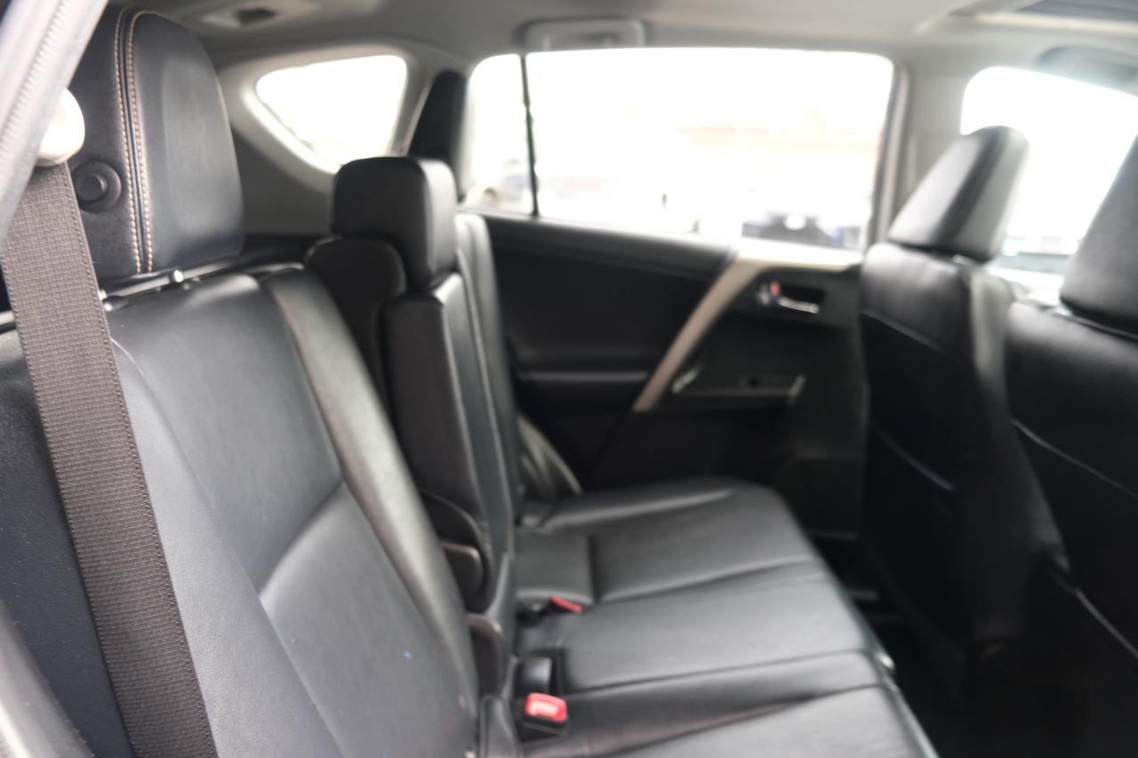 Toyota RAV4 AWD 4dr Limited (Natl) 2015