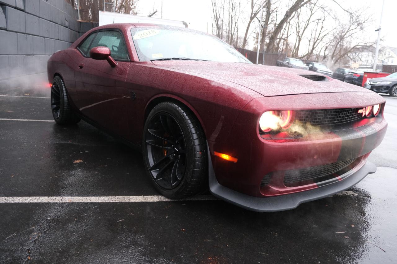 Dodge Challenger SRT Hellcat RWD 2018