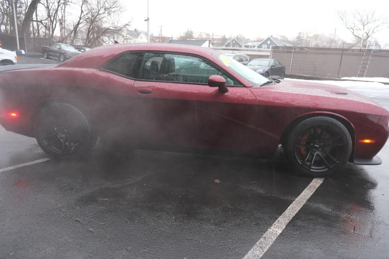 Dodge Challenger SRT Hellcat RWD 2018