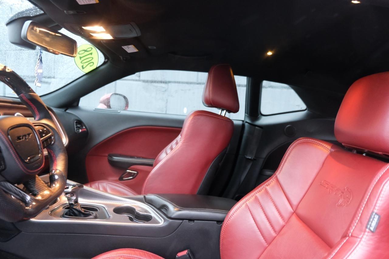 Dodge Challenger SRT Hellcat RWD 2018