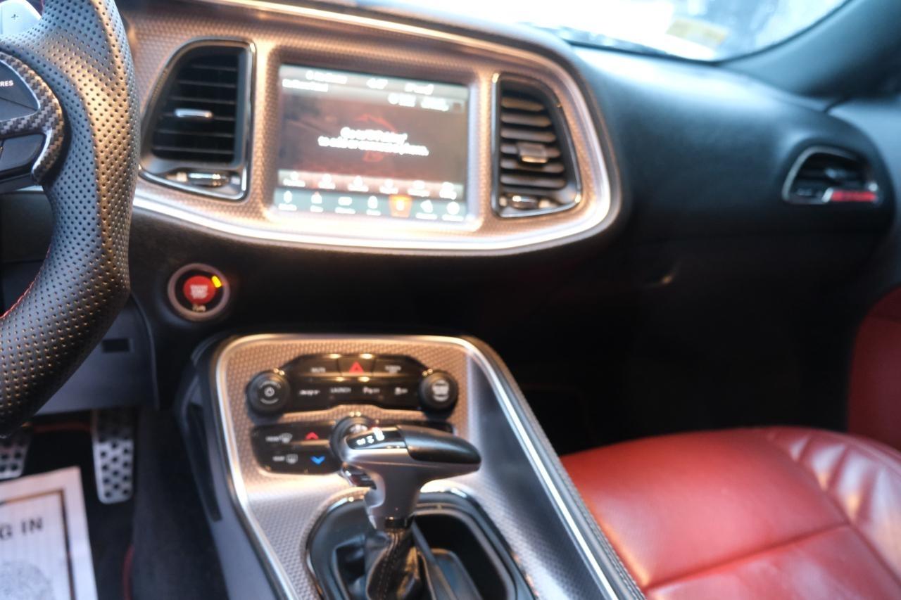 Dodge Challenger SRT Hellcat RWD 2018