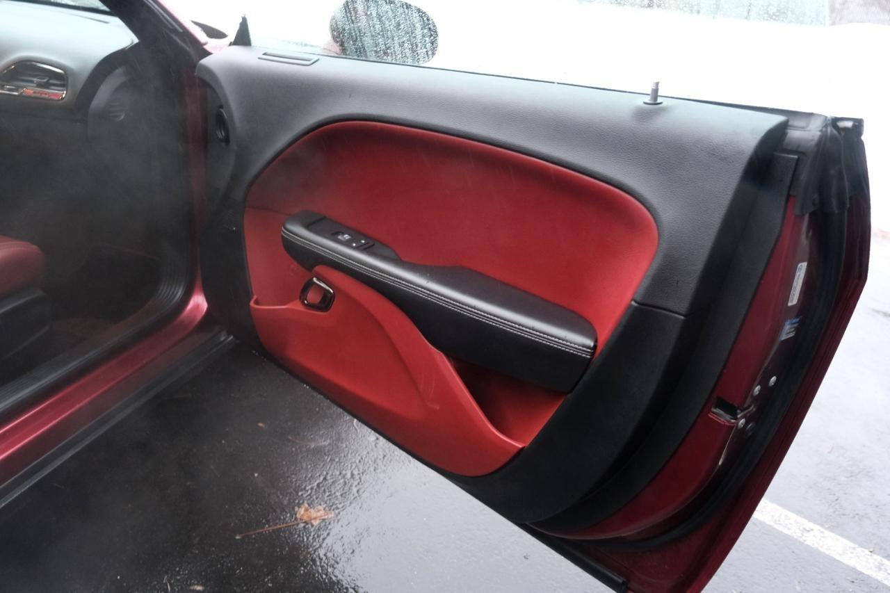 Dodge Challenger SRT Hellcat RWD 2018