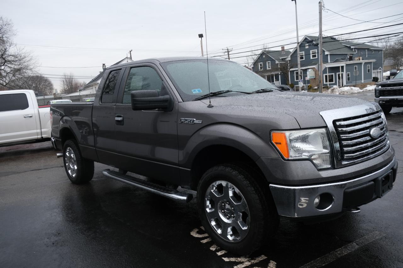 Ford F-150 4WD SuperCab 133" XLT 2011