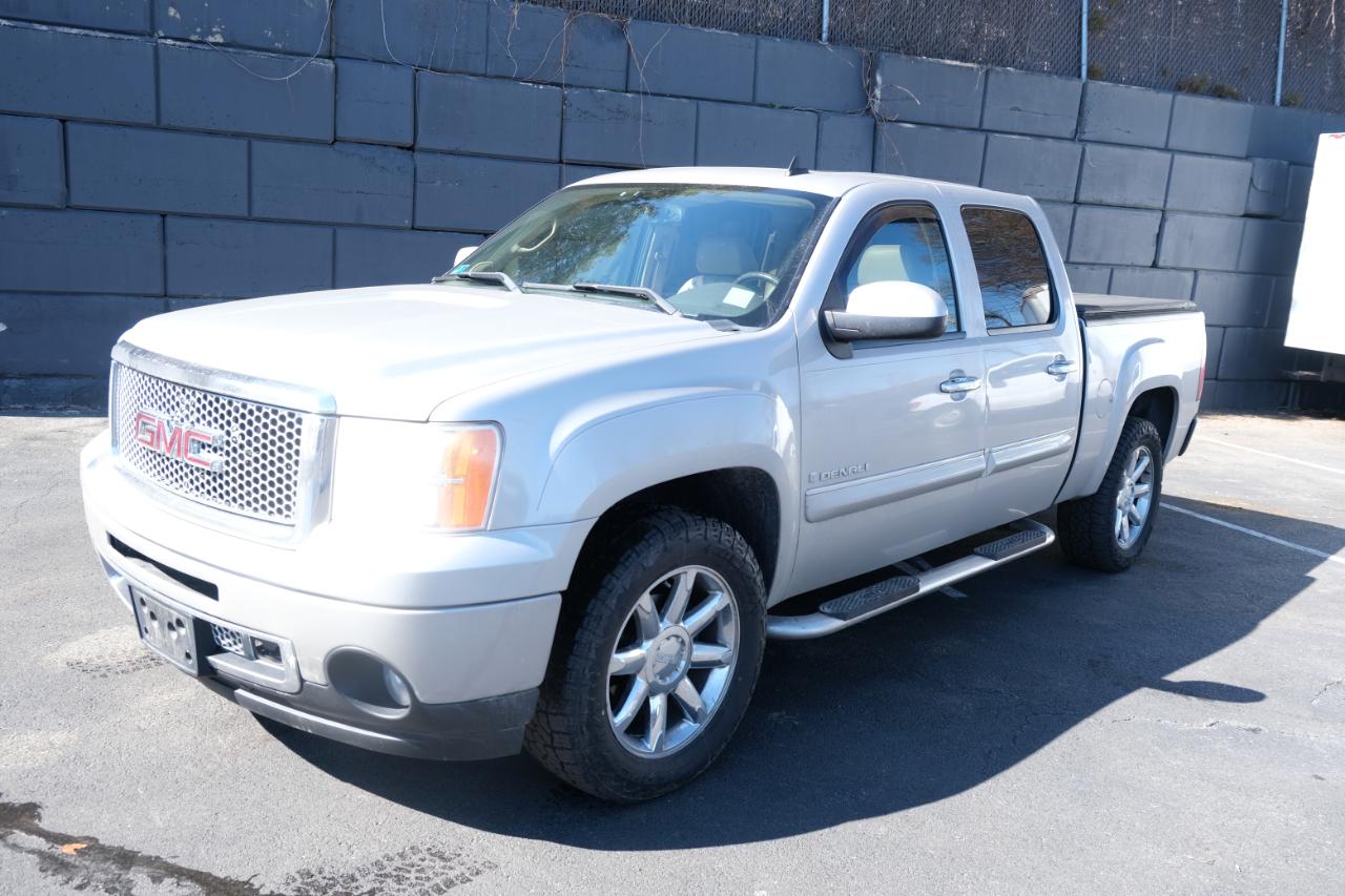 GMC Sierra Denali AWD Crew Cab 143.5" 2008