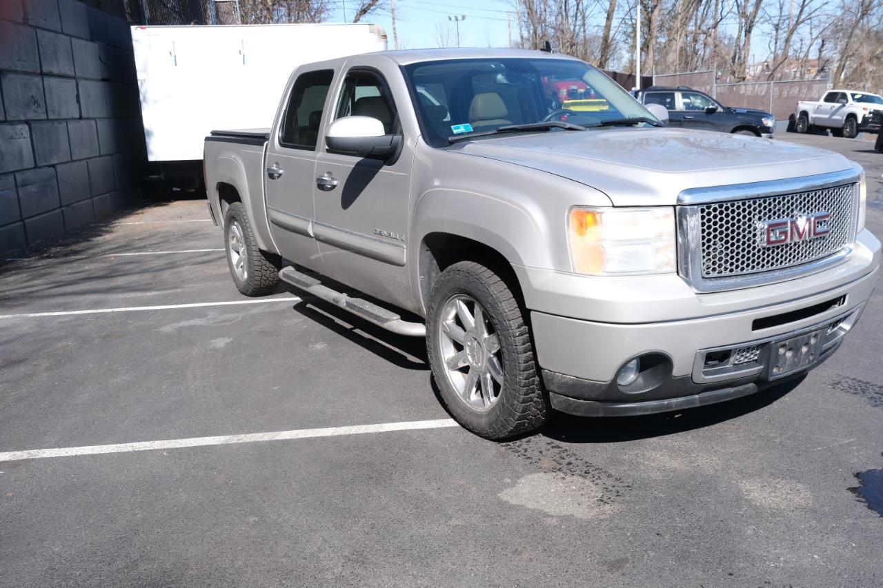 GMC Sierra Denali AWD Crew Cab 143.5" 2008