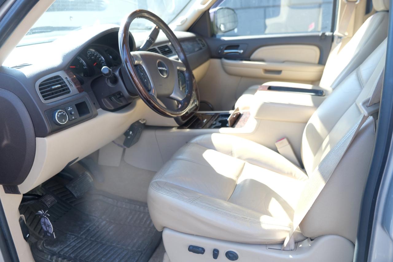 GMC Sierra Denali AWD Crew Cab 143.5" 2008