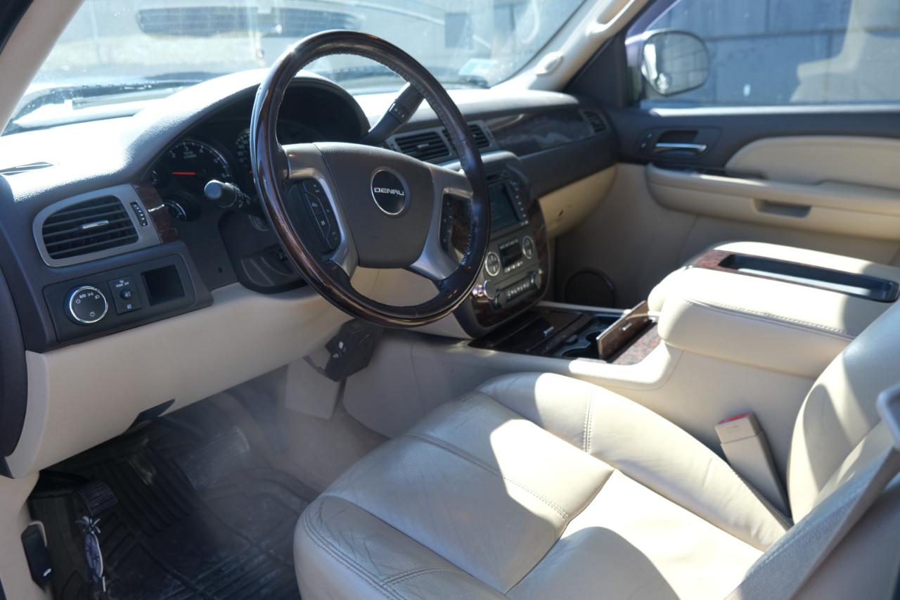 GMC Sierra Denali AWD Crew Cab 143.5" 2008