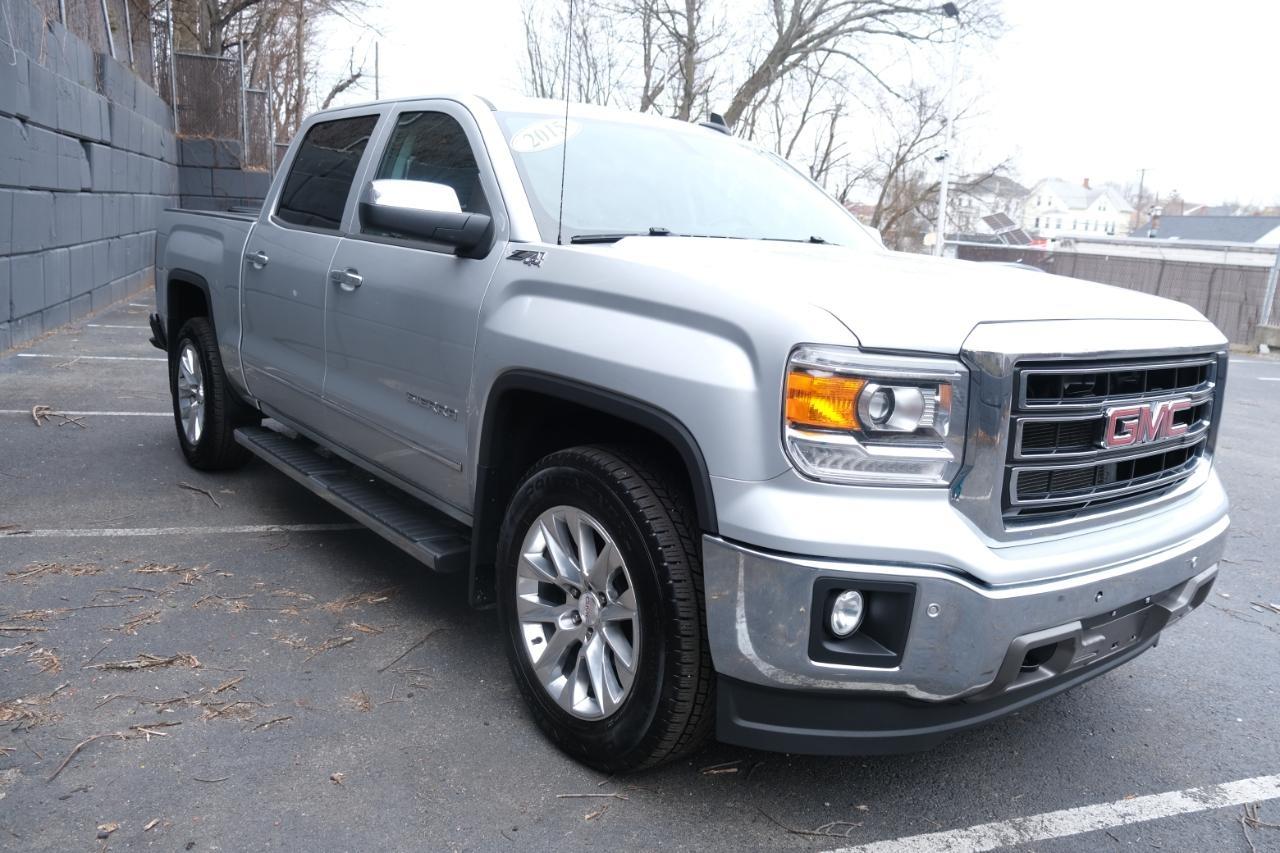 GMC Sierra 1500 4WD Crew Cab 143.5" SLT 2015