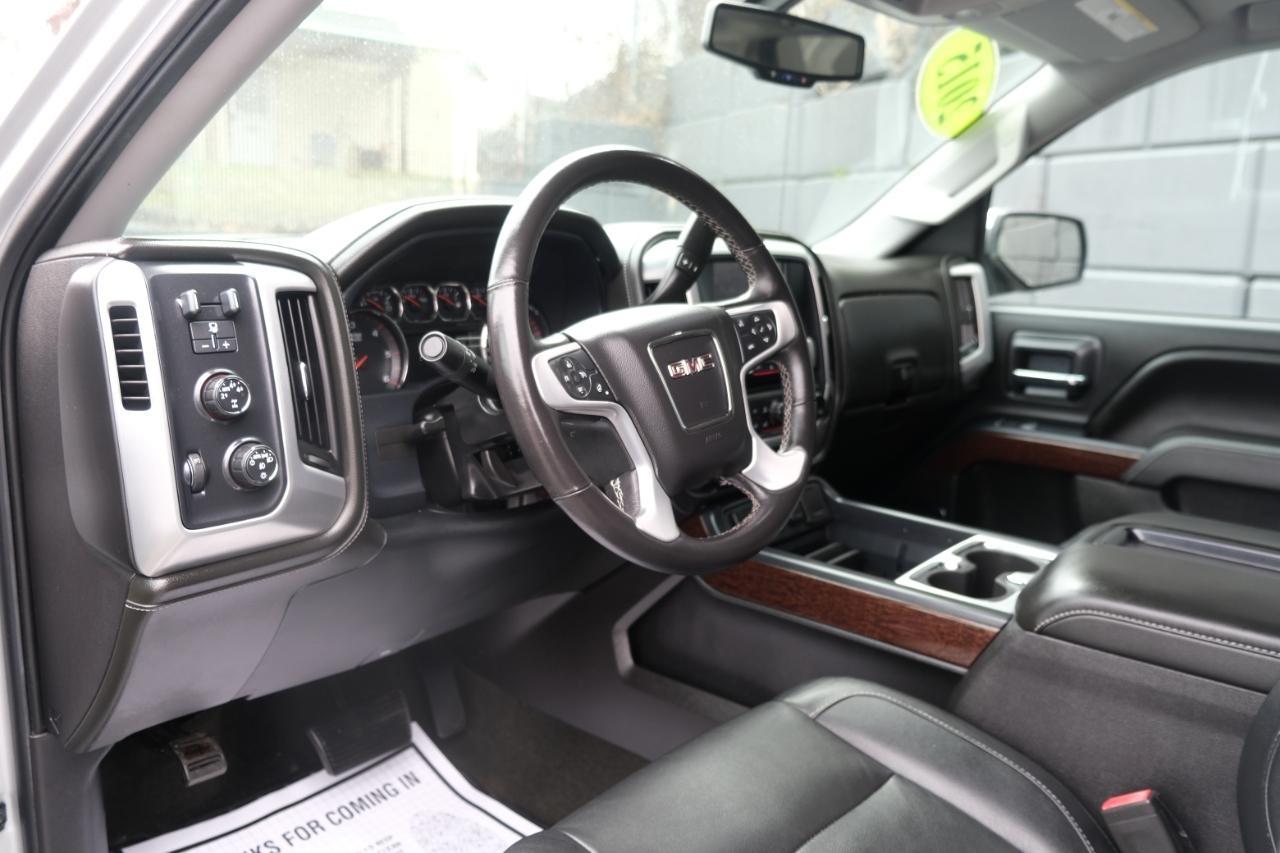 GMC Sierra 1500 4WD Crew Cab 143.5" SLT 2015
