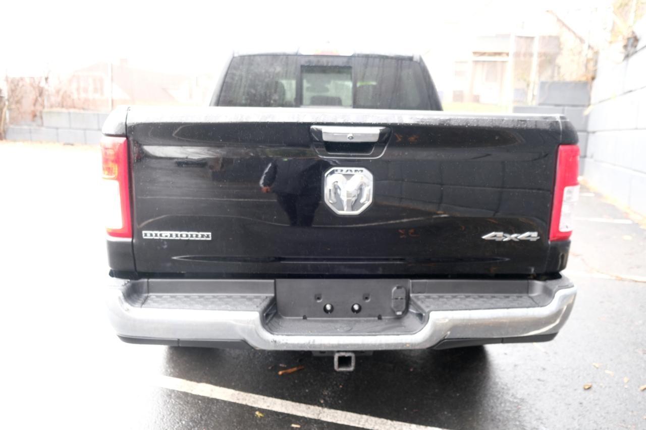 RAM 1500 Big Horn/Lone Star 4x4 Crew Cab 5'7" Box 2019