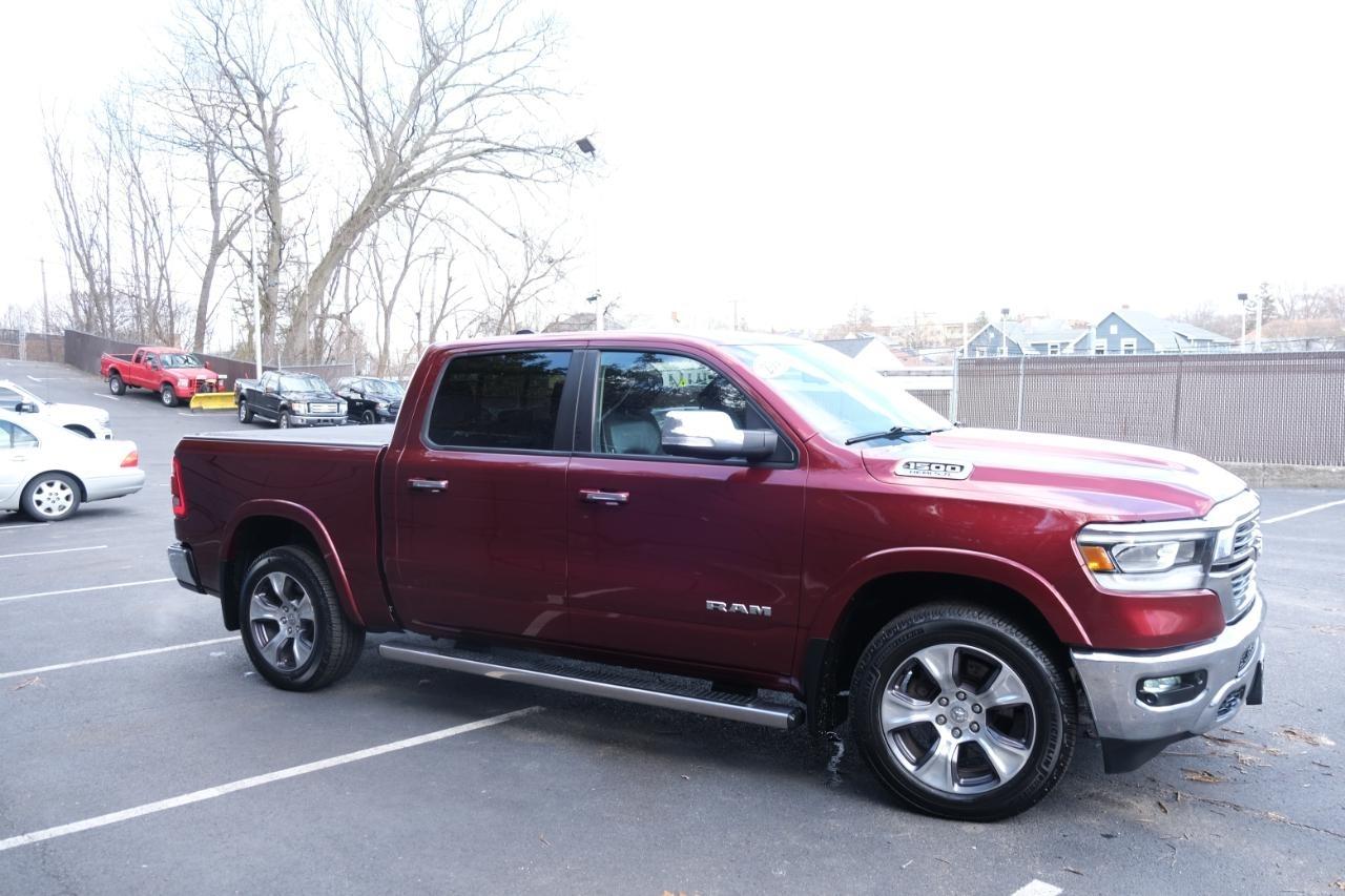 RAM 1500 Laramie 4x4 Crew Cab 5'7" Box 2019