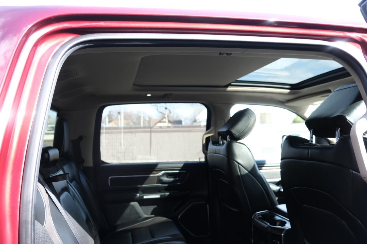 RAM 1500 Laramie 4x4 Crew Cab 5'7" Box 2019
