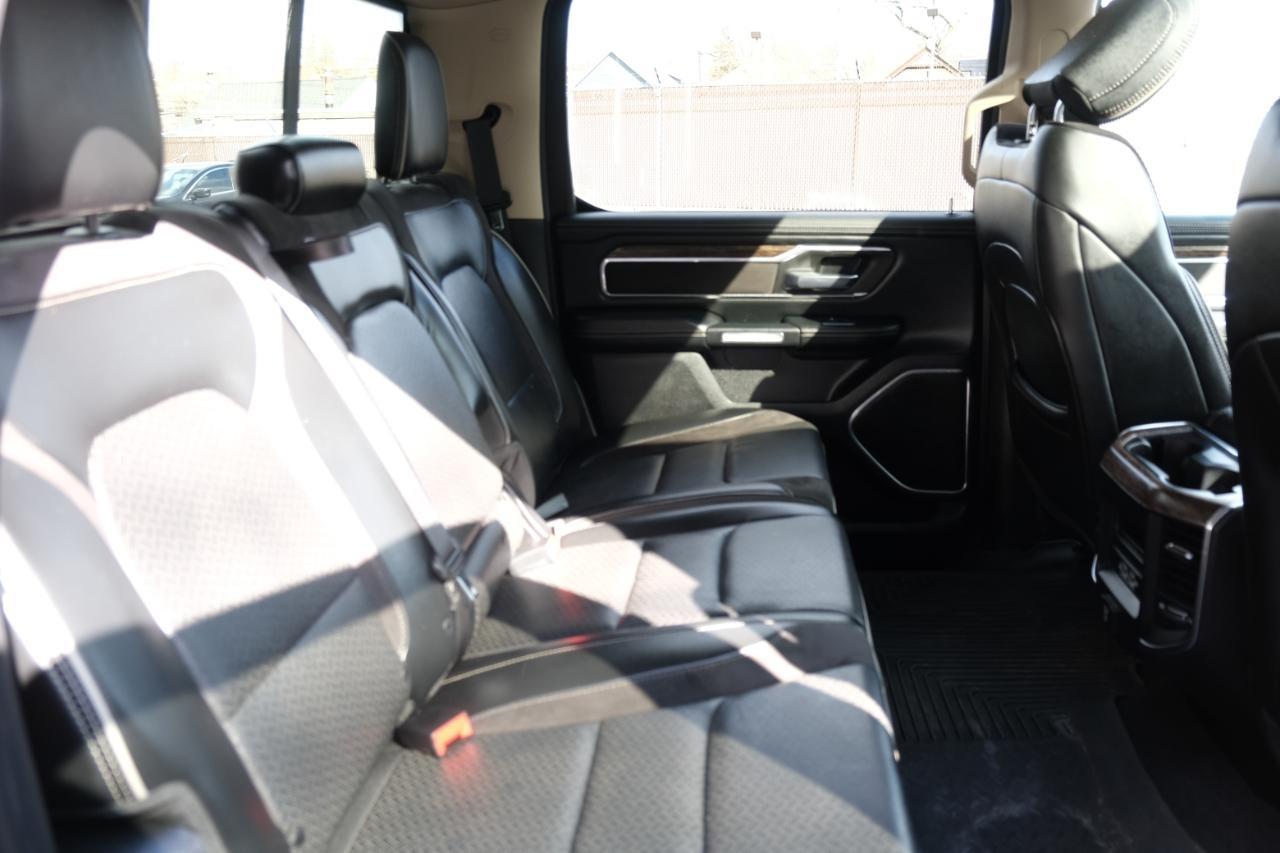 RAM 1500 Laramie 4x4 Crew Cab 5'7" Box 2019