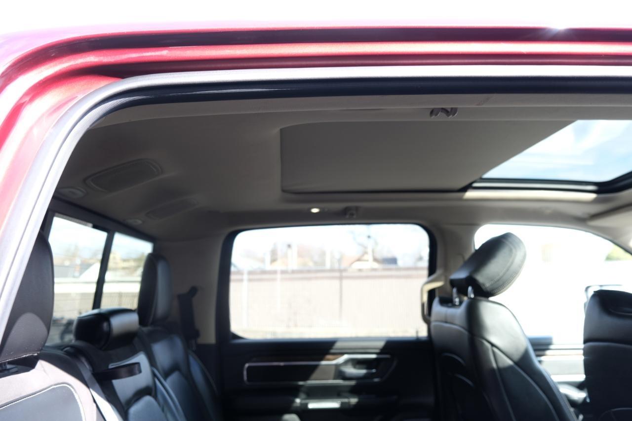 RAM 1500 Laramie 4x4 Crew Cab 5'7" Box 2019