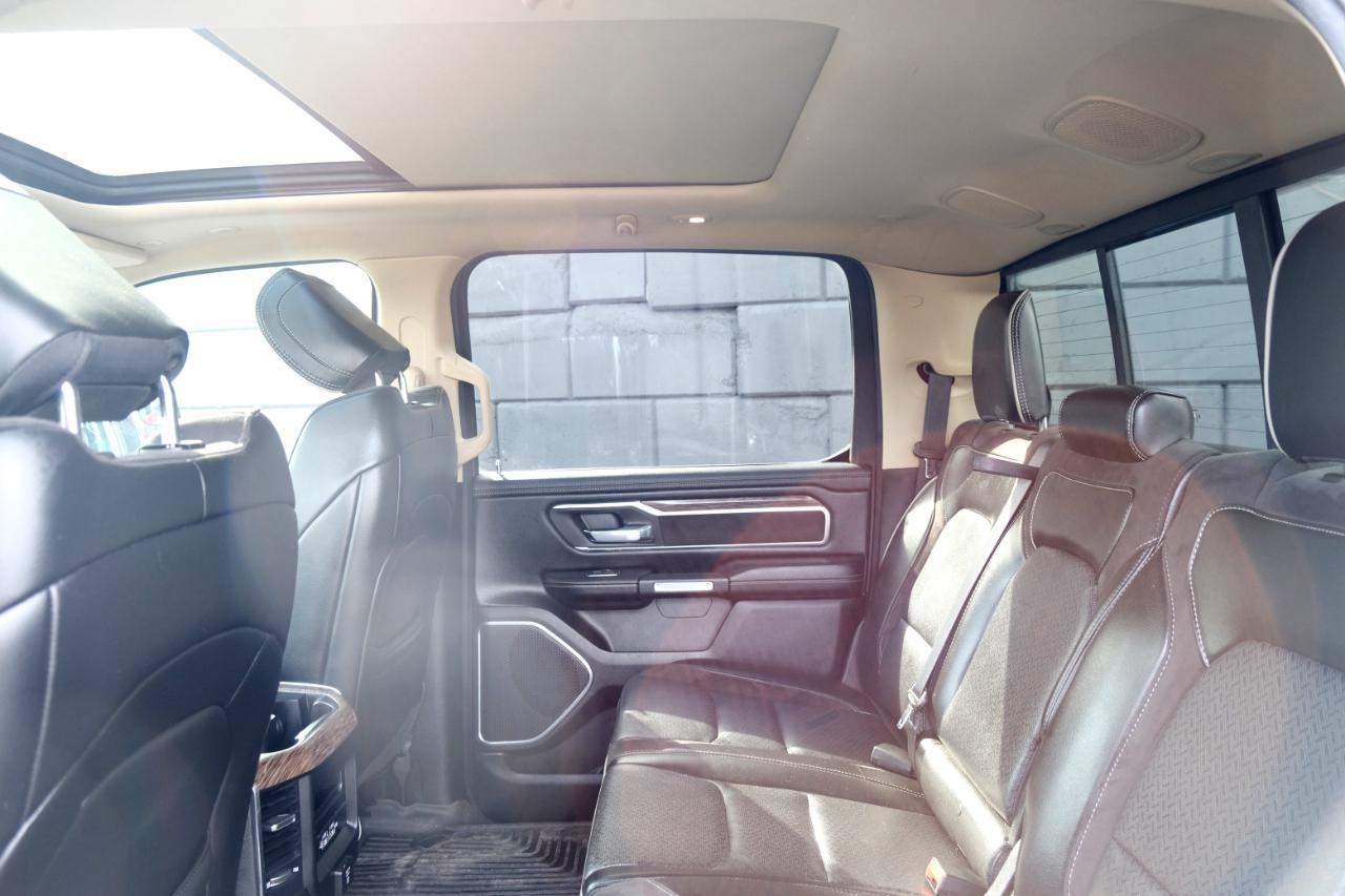 RAM 1500 Laramie 4x4 Crew Cab 5'7" Box 2019