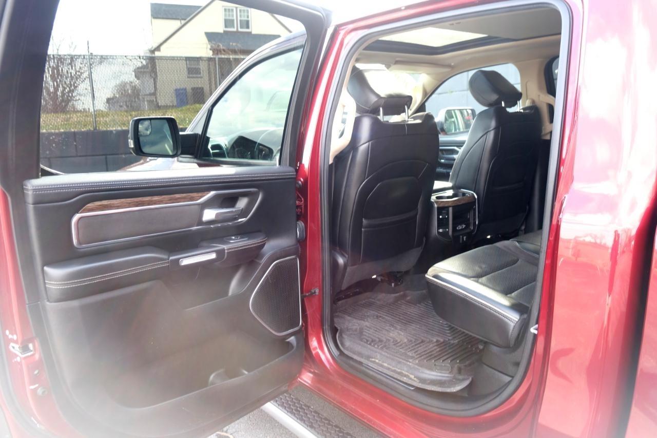 RAM 1500 Laramie 4x4 Crew Cab 5'7" Box 2019