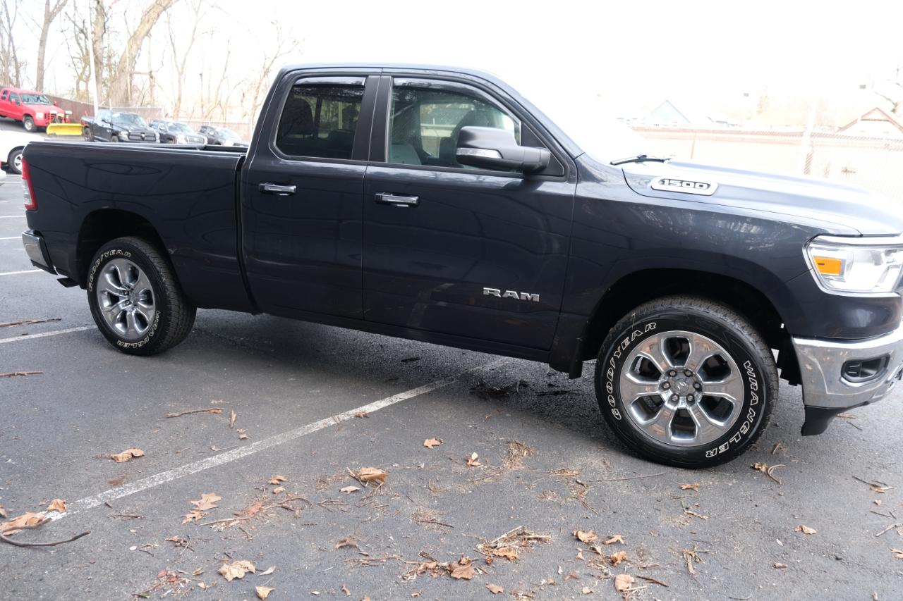 RAM 1500 Big Horn 4x4 Quad Cab 6'4" Box 2020