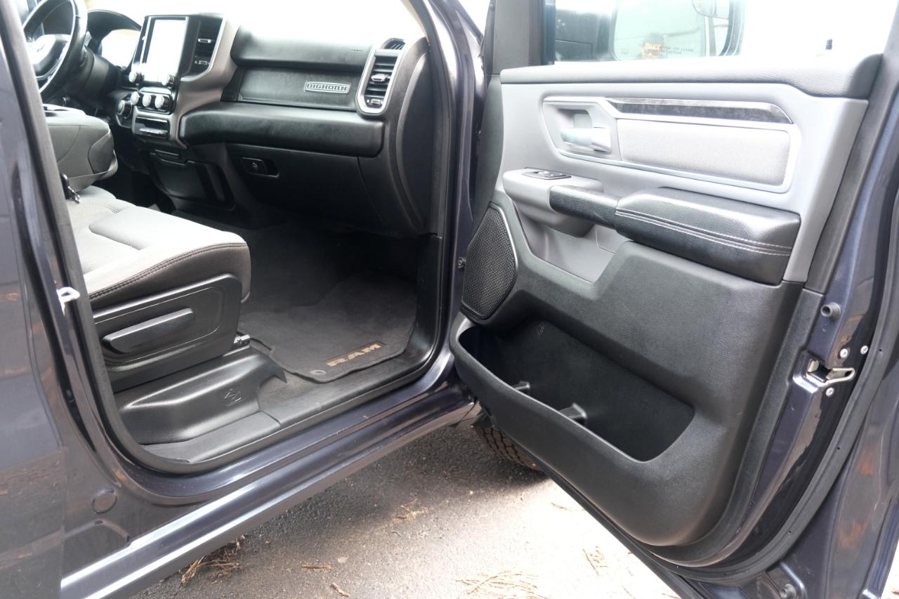 RAM 1500 Big Horn 4x4 Quad Cab 6'4" Box 2020