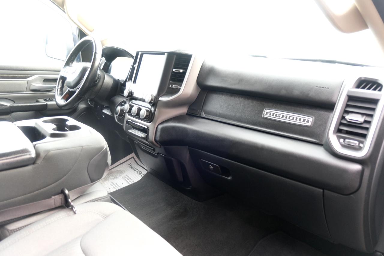 RAM 1500 Big Horn 4x4 Quad Cab 6'4" Box 2020