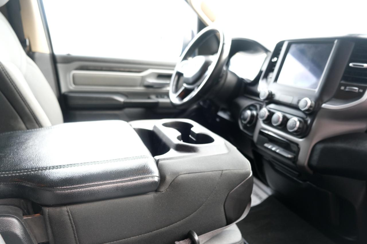 RAM 1500 Big Horn 4x4 Quad Cab 6'4" Box 2020