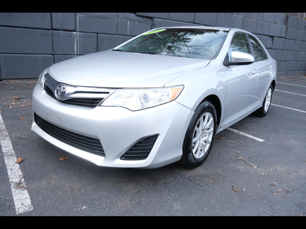 2012 Toyota Camry 4dr Sdn I4 Auto LE (Natl)