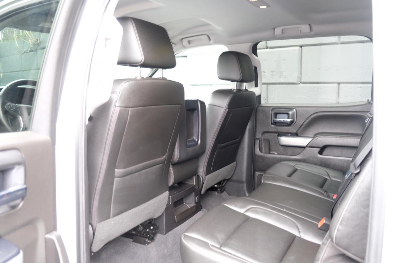 Chevrolet Silverado 1500 4WD Crew Cab 143.5" LT w/2LT 2018