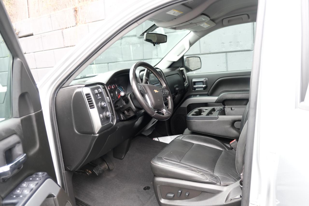 Chevrolet Silverado 1500 4WD Crew Cab 143.5" LT w/2LT 2018