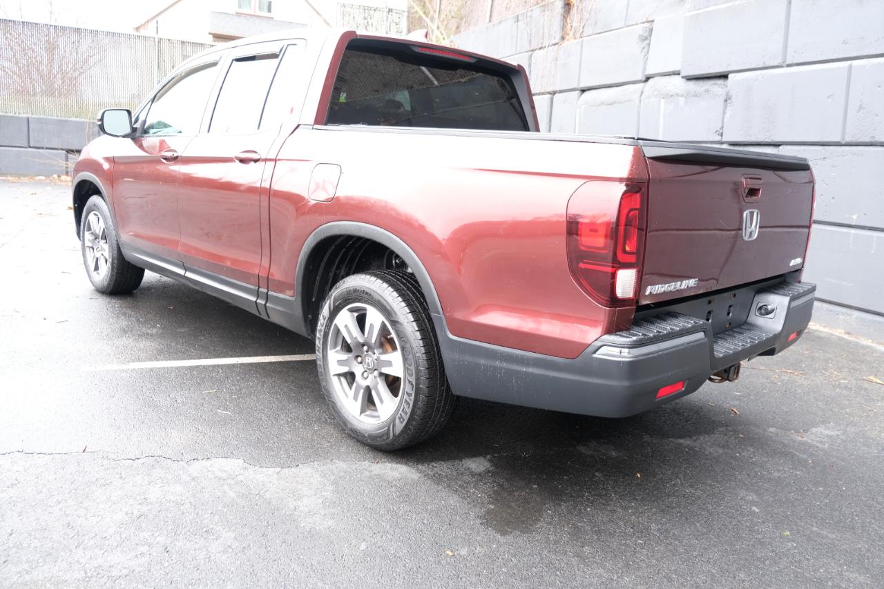 Honda Ridgeline RTL-T 4x4 Crew Cab 5.3' Bed 2017