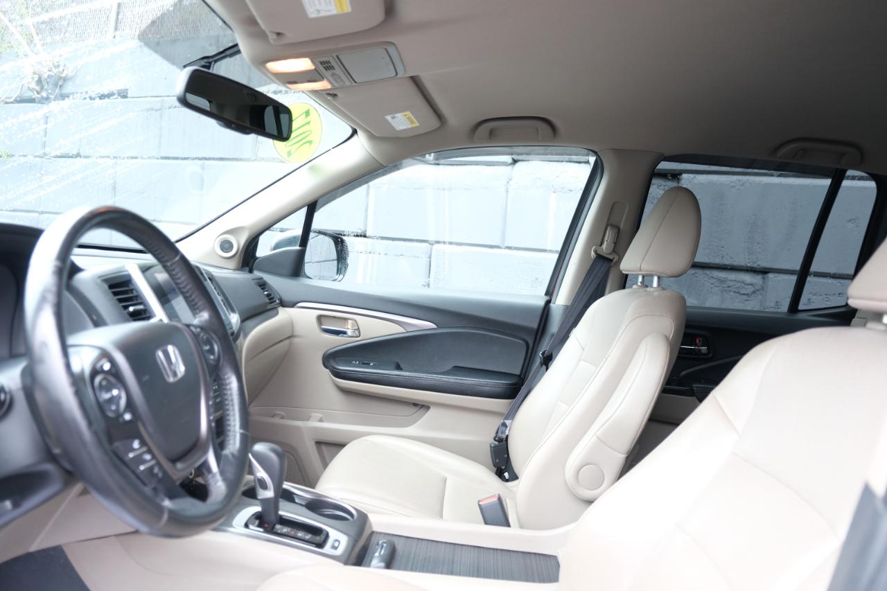 Honda Ridgeline RTL-T 4x4 Crew Cab 5.3' Bed 2017