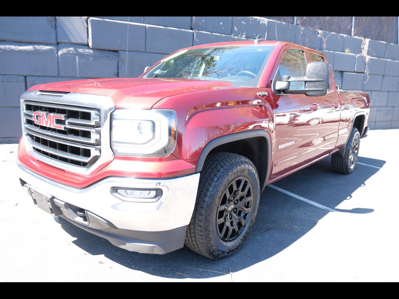 2016 GMC Sierra 1500 4WD Double Cab 143.5" SLE