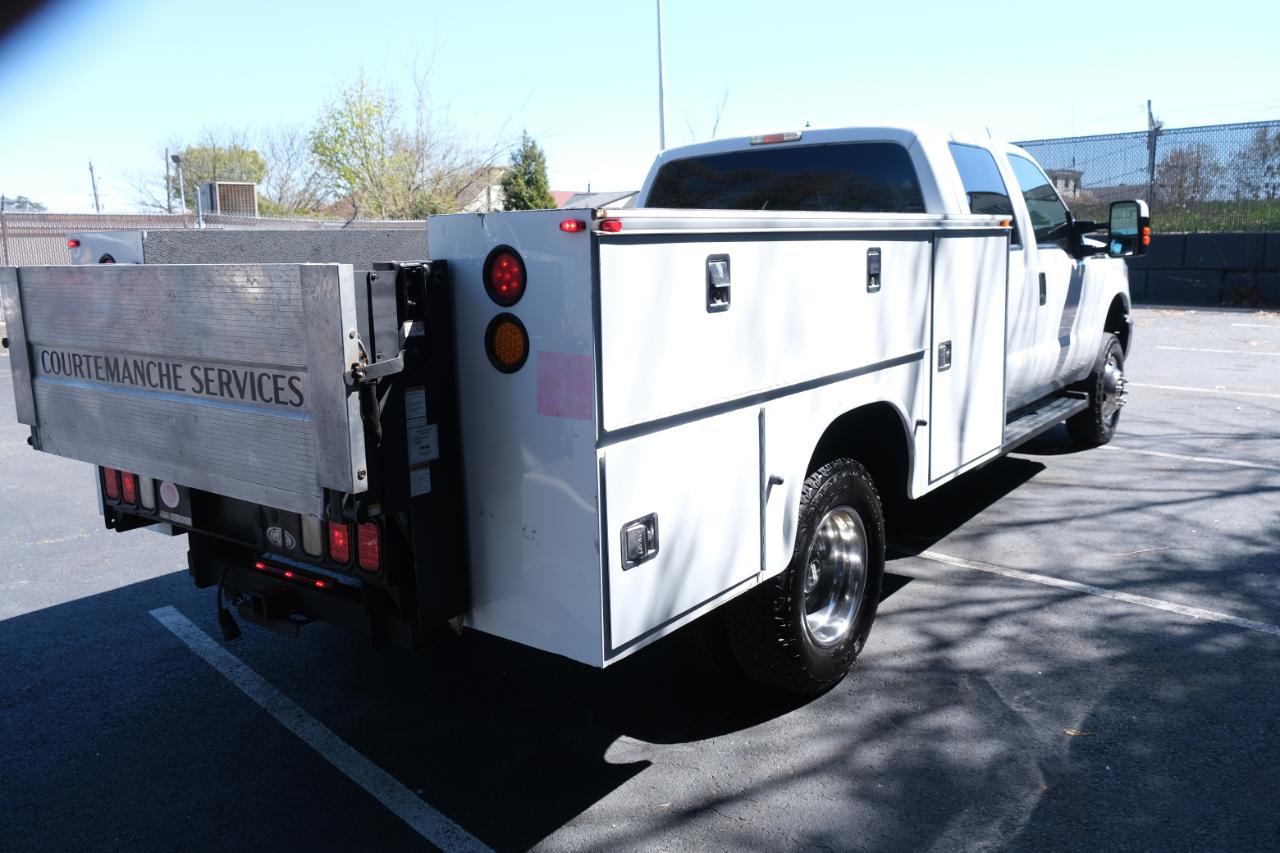 Ford Super Duty F-350 DRW 4WD Crew Cab 176" WB 60" CA Lariat 2013