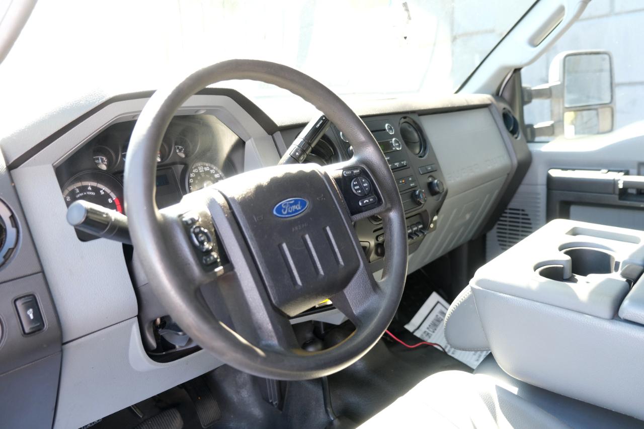 Ford Super Duty F-350 DRW 4WD Crew Cab 176" WB 60" CA Lariat 2013