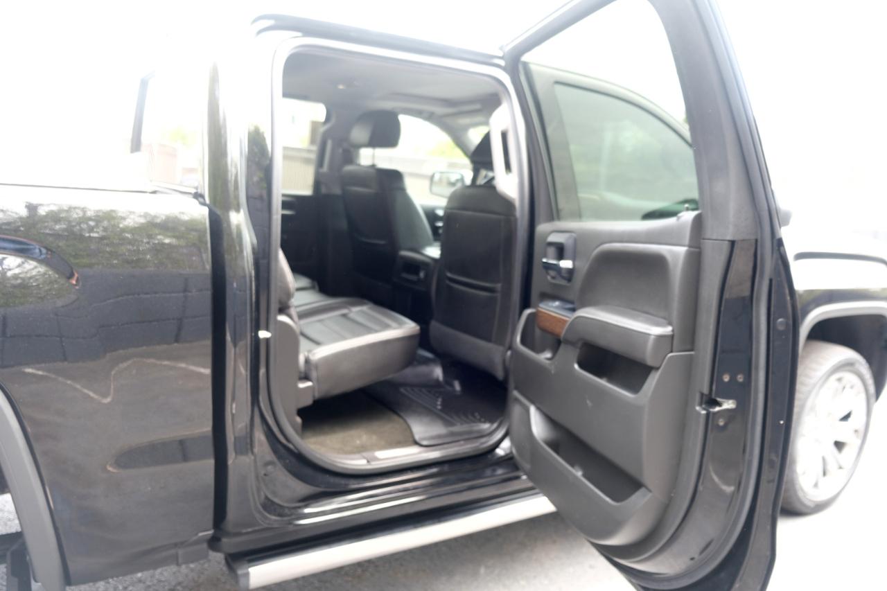 GMC Sierra 1500 4WD Crew Cab 143.5" Denali 2017
