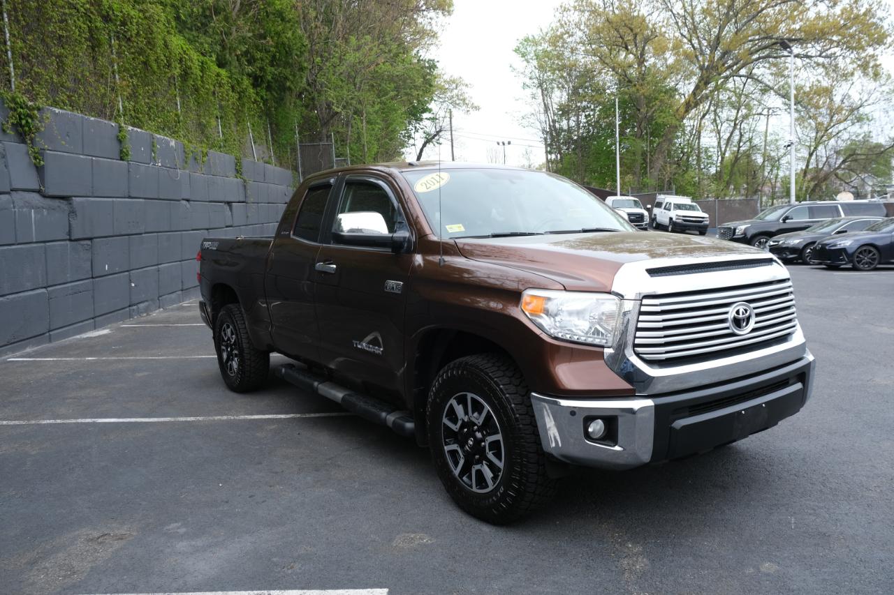 Toyota Tundra 4WD Truck Double Cab 5.7L V8 6-Spd AT LTD (Natl) 2016