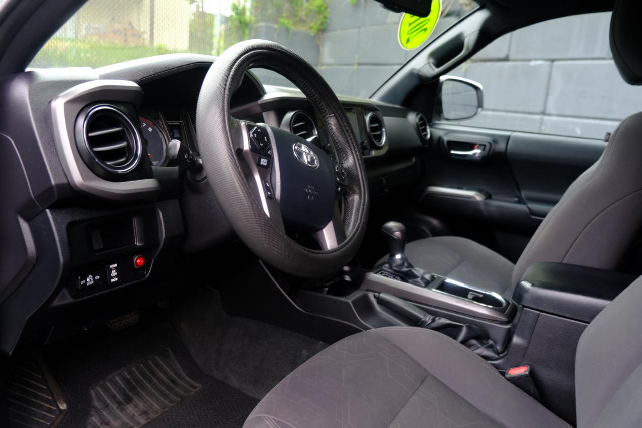 Toyota Tacoma 2WD Double Cab V6 AT SR5 (Natl) 2016