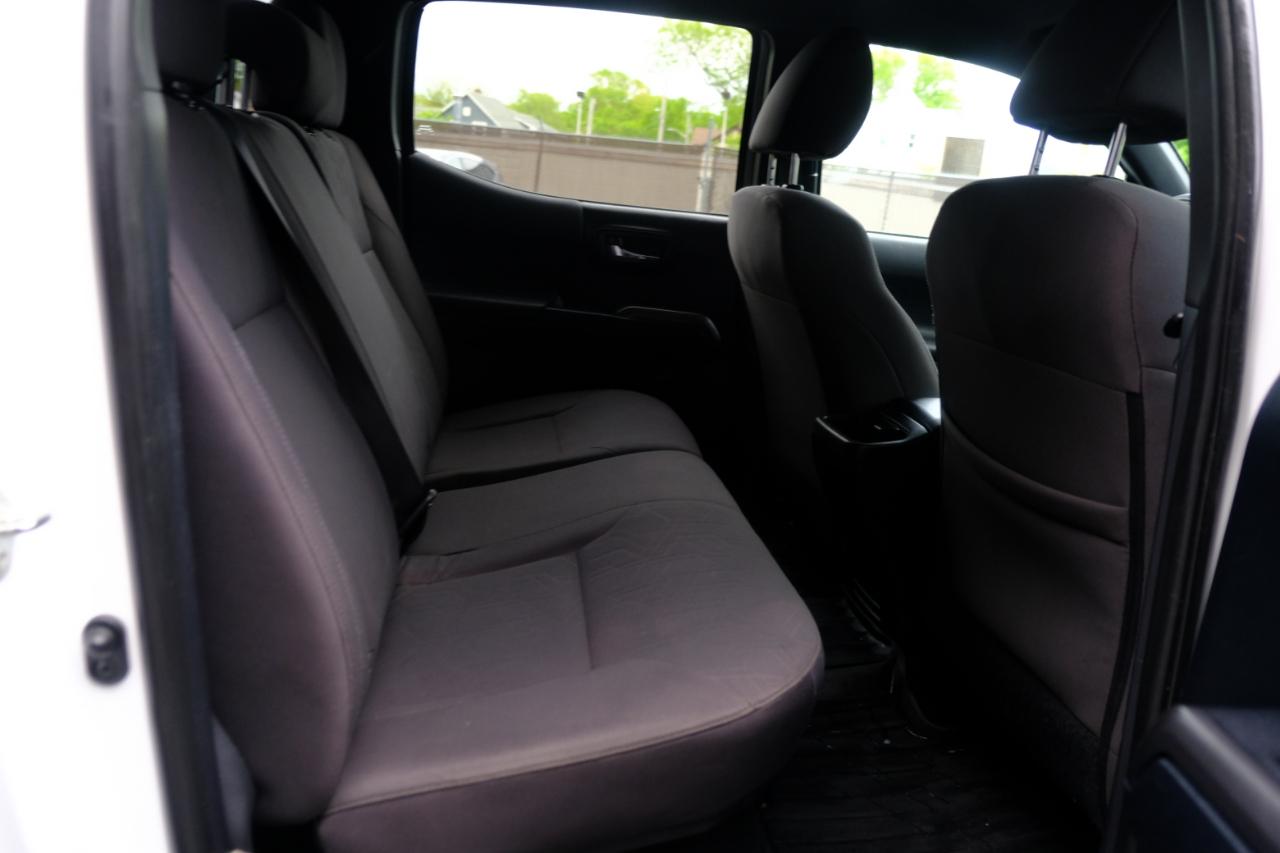 Toyota Tacoma 2WD Double Cab V6 AT SR5 (Natl) 2016