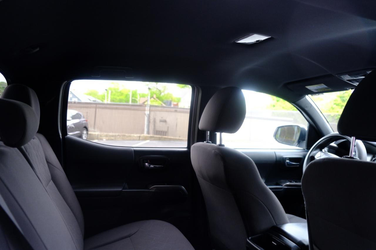 Toyota Tacoma 2WD Double Cab V6 AT SR5 (Natl) 2016