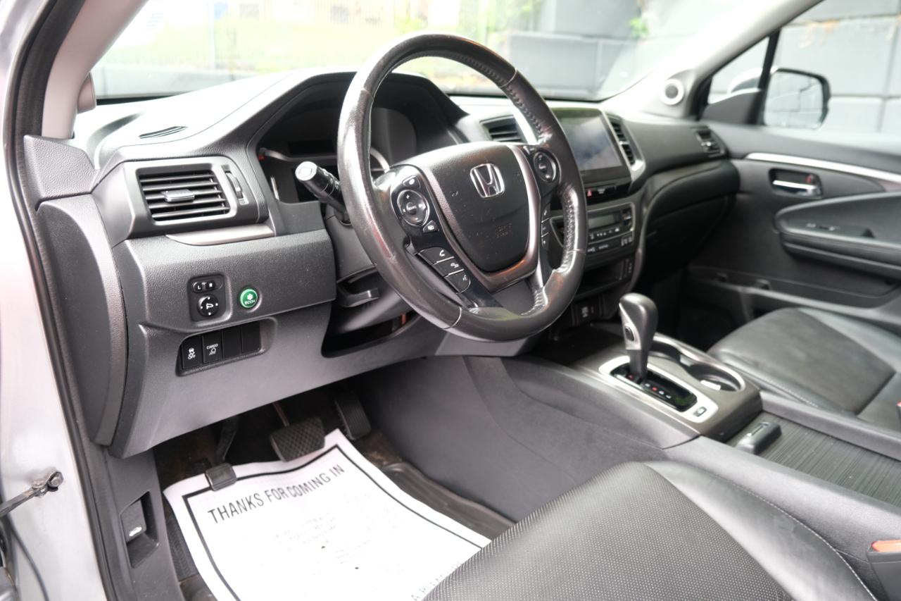 Honda Ridgeline RTL-T 4x4 Crew Cab 5.3' Bed 2017