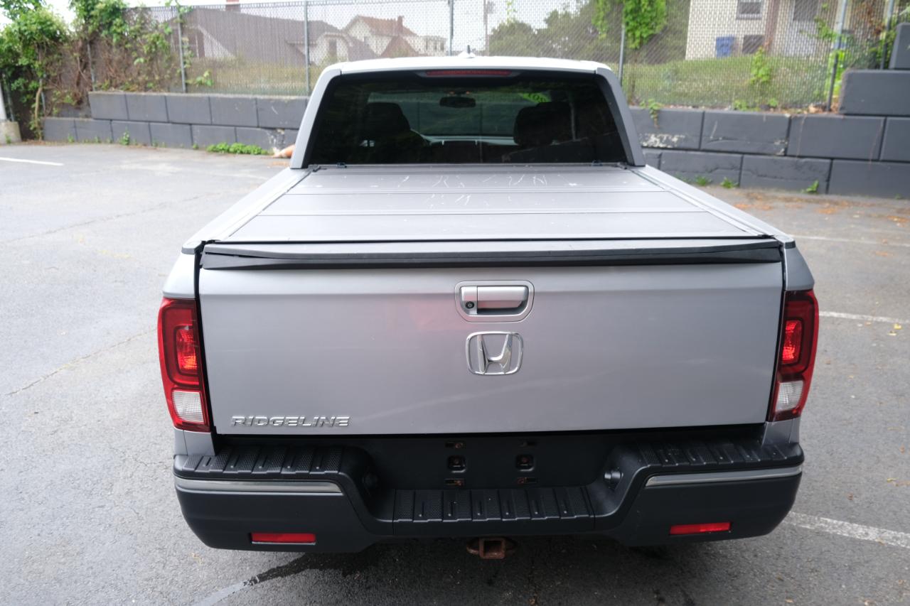 Honda Ridgeline RTL-T 4x4 Crew Cab 5.3' Bed 2017